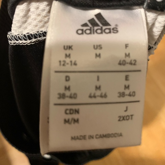 Adidas 3/4 pants - Picture 2 of 2